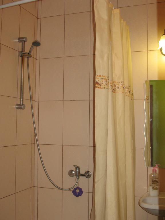 דירות לבוב Flat On Sheptytskykh מראה חיצוני תמונה