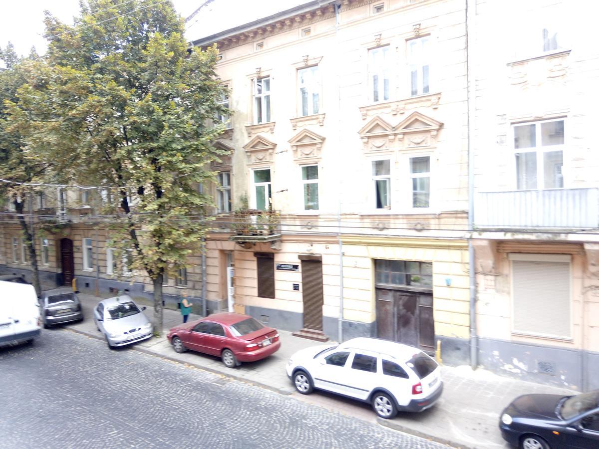דירות לבוב Flat On Sheptytskykh מראה חיצוני תמונה
